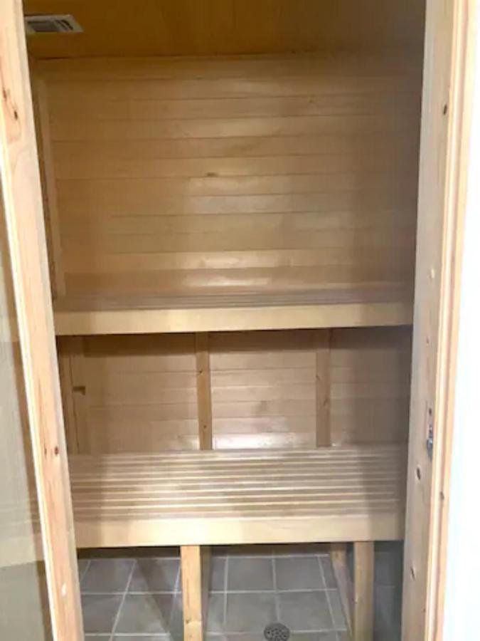 Private Master Suite With Sauna And Bathtub Fair Oaks Ngoại thất bức ảnh
